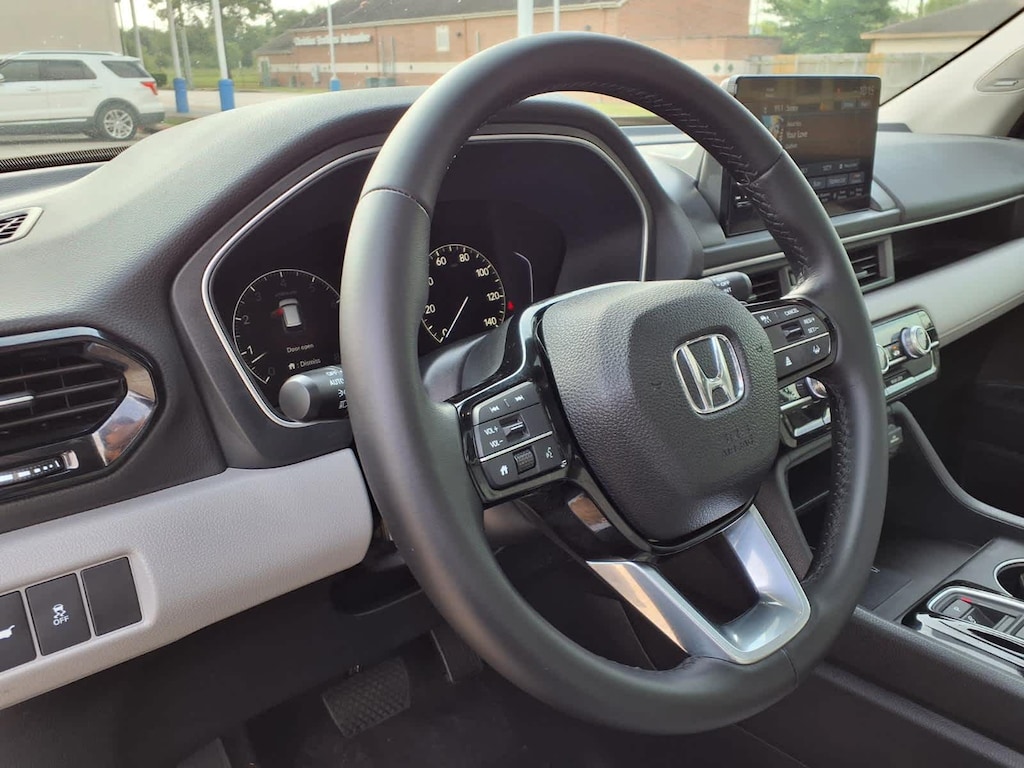 Certified 2023 Honda Pilot Touring SUV