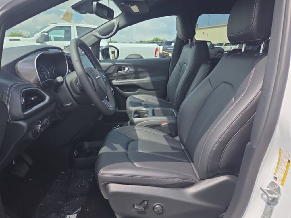 New 2026 Chrysler Pacifica Select Minivan/Van