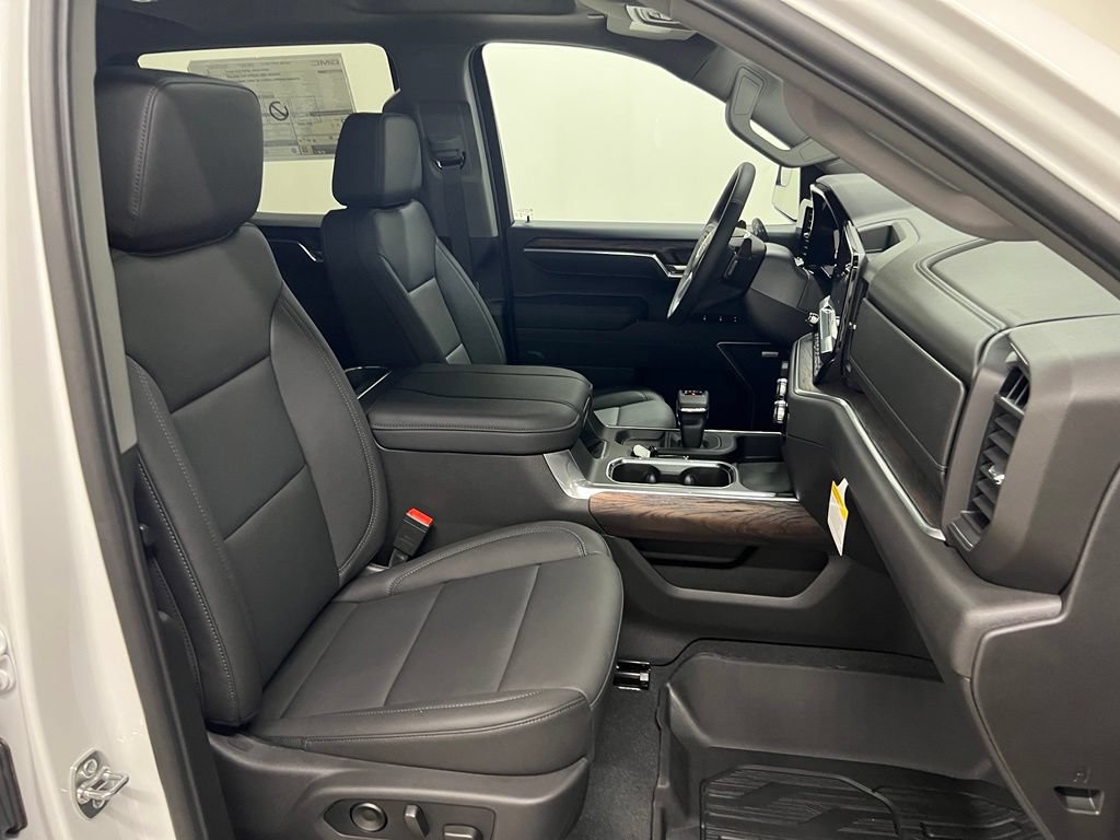 2026 GMC Sierra 1500 SLT - Photo 43