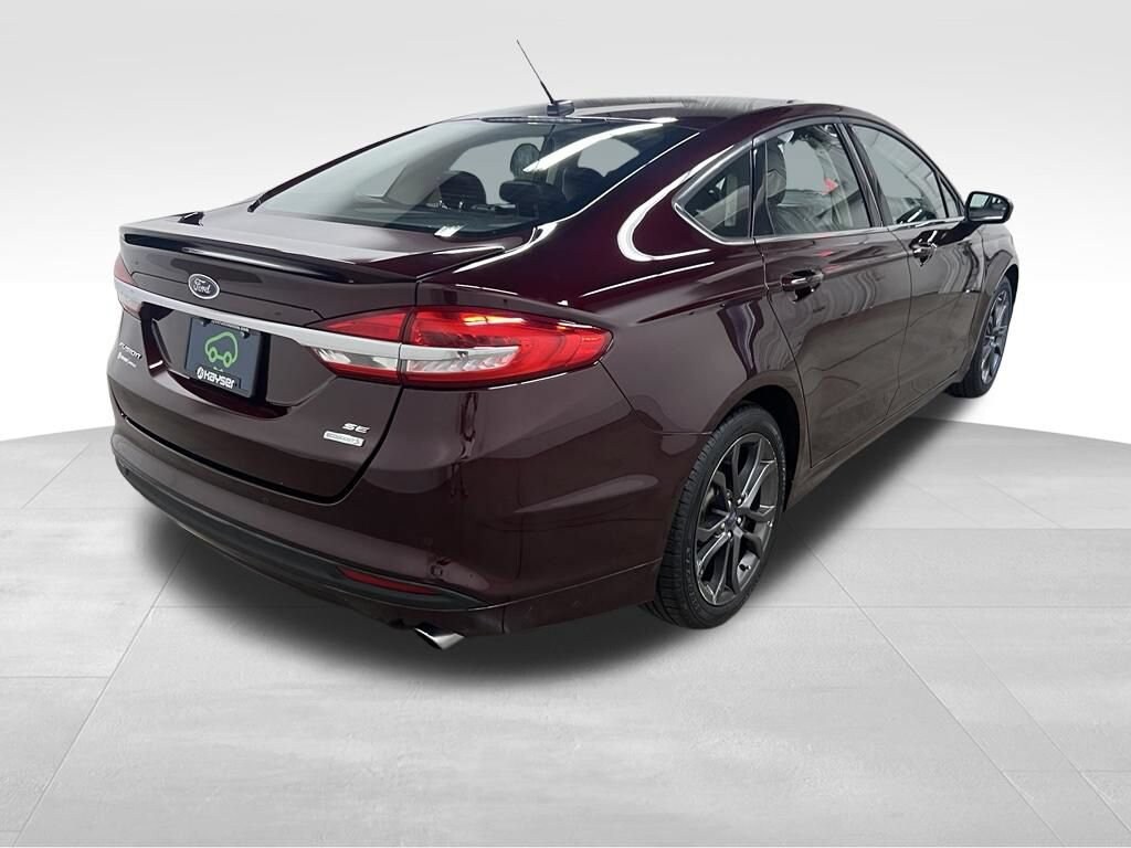 Used 2018 Ford Fusion SE Sedan