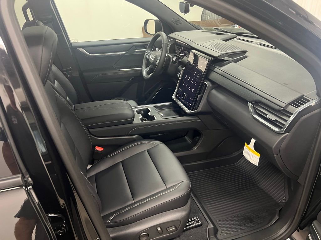 2026 GMC Acadia Elevation - Photo 37