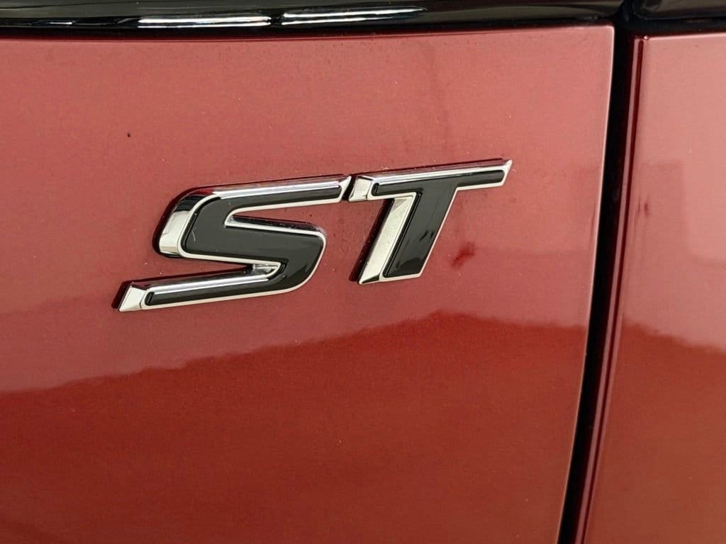 2023 Buick Envision Essence - Photo 16