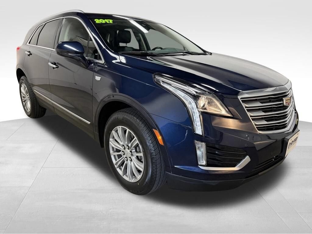 Used 2017 CADILLAC XT5 Luxury AWD SUV