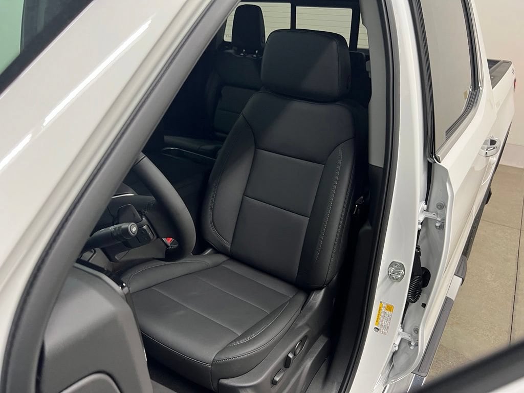 2026 GMC Sierra 1500 SLT - Photo 31