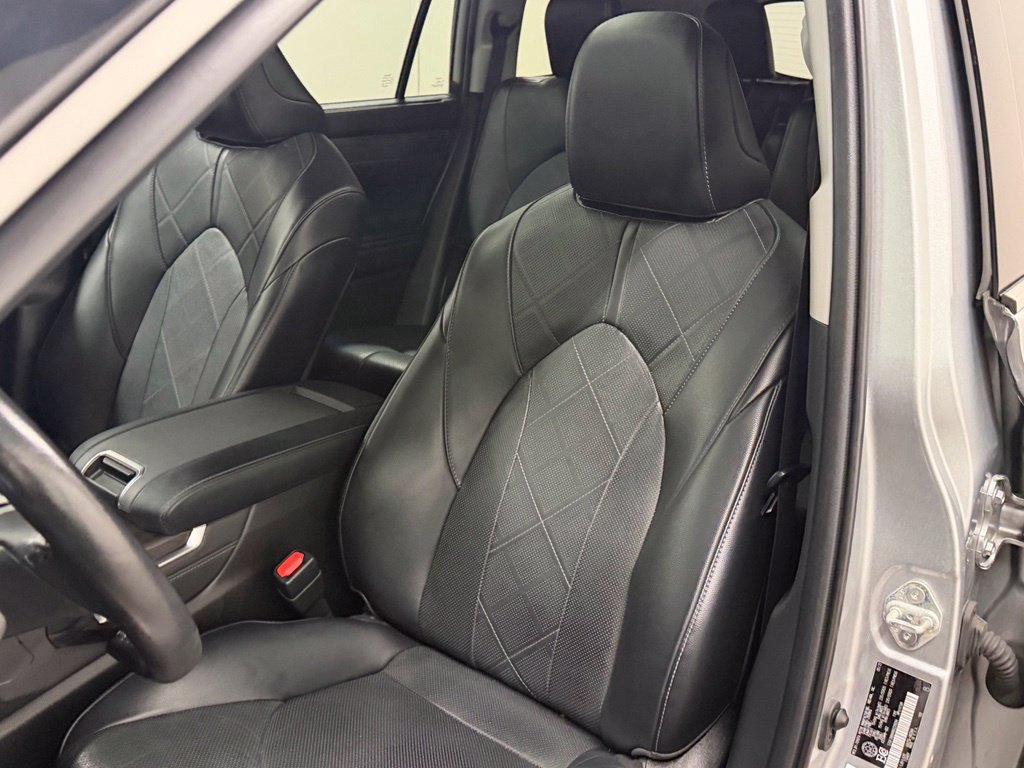 2022 Toyota Highlander Limited - Photo 40