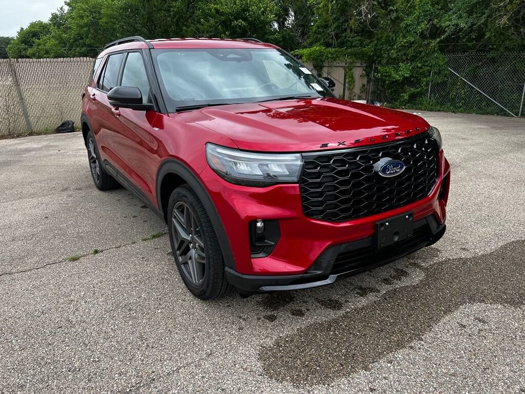 Used 2025 Ford Explorer ST-Line SUV
