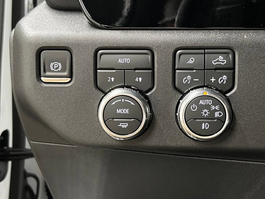 2026 GMC Sierra 1500 SLT - Photo 19