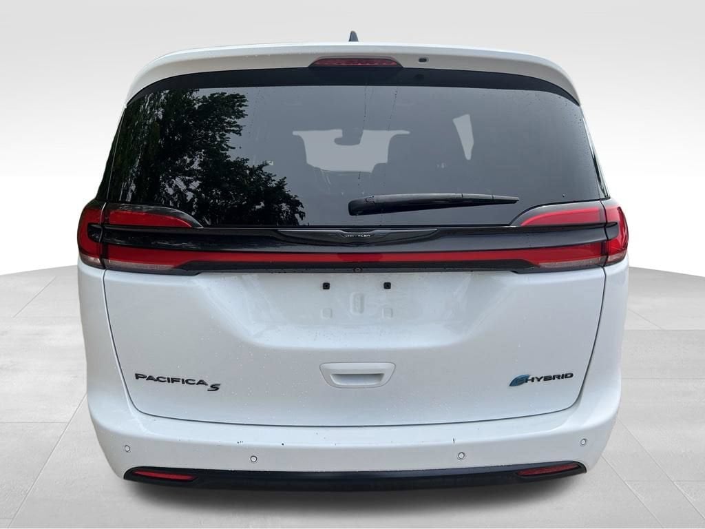 Used 2024 Chrysler Pacifica Hybrid S Appearance Pkg