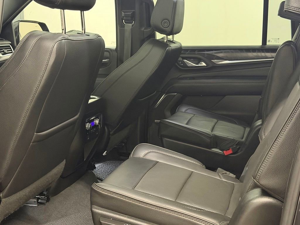 2023 GMC Yukon XL Denali - Photo 31