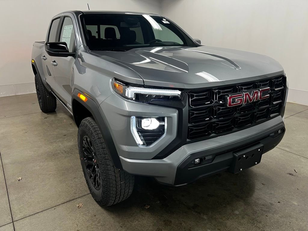 2026 GMC Canyon 4WD Elevation Crew Cab Short Box's photo