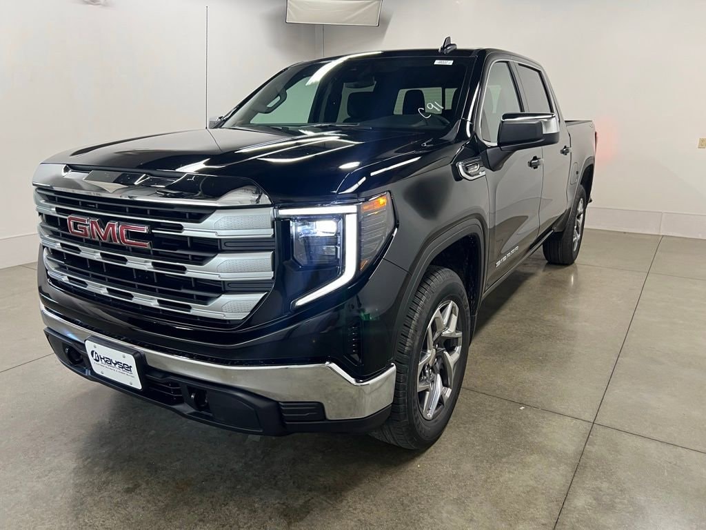 2026 GMC Sierra 1500 SLE - Photo 12