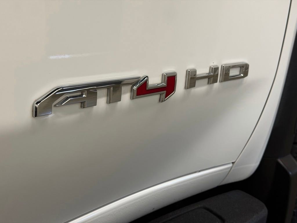 2025 GMC Sierra 2500HD AT4 - Photo 15