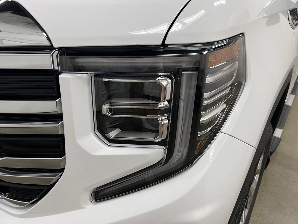 2026 GMC Sierra 1500 SLT - Photo 12