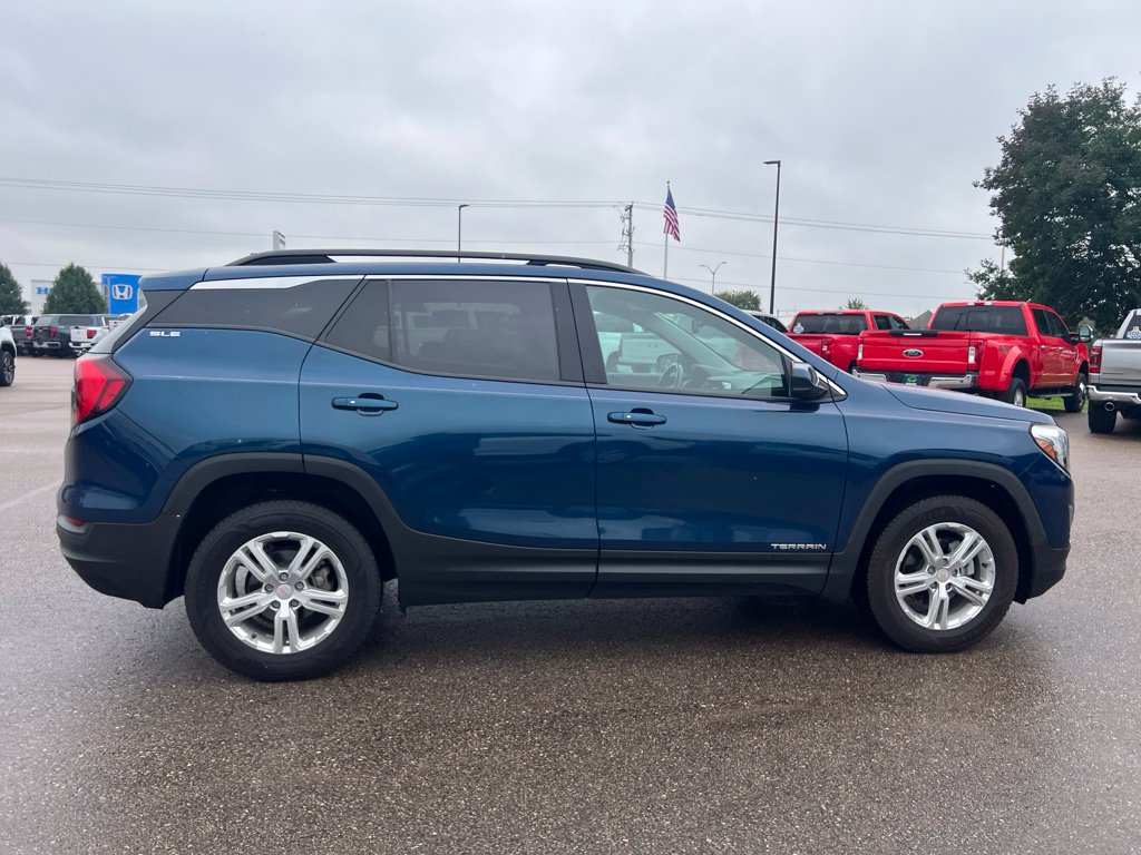 Used 2020 GMC Terrain SLE SUV