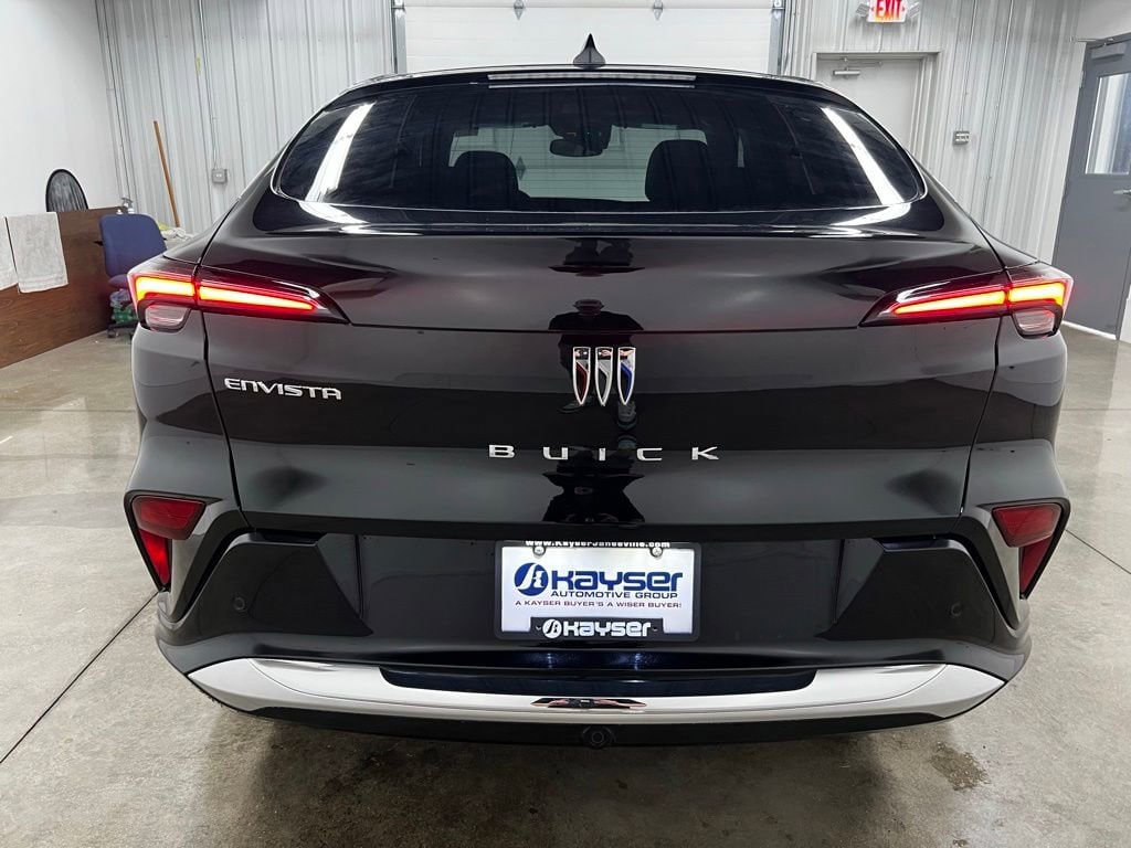 New 2026 Buick Envista Avenir SUV