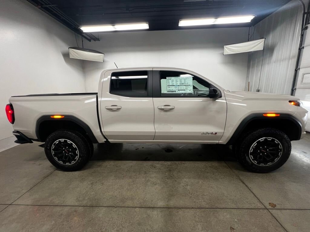 New 2026 GMC Canyon AT4 Truck