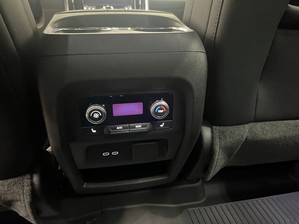 2026 GMC Acadia Elevation - Photo 28