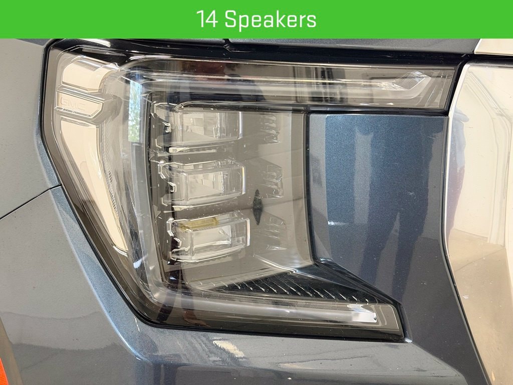 2021 GMC Yukon Denali - Photo 14