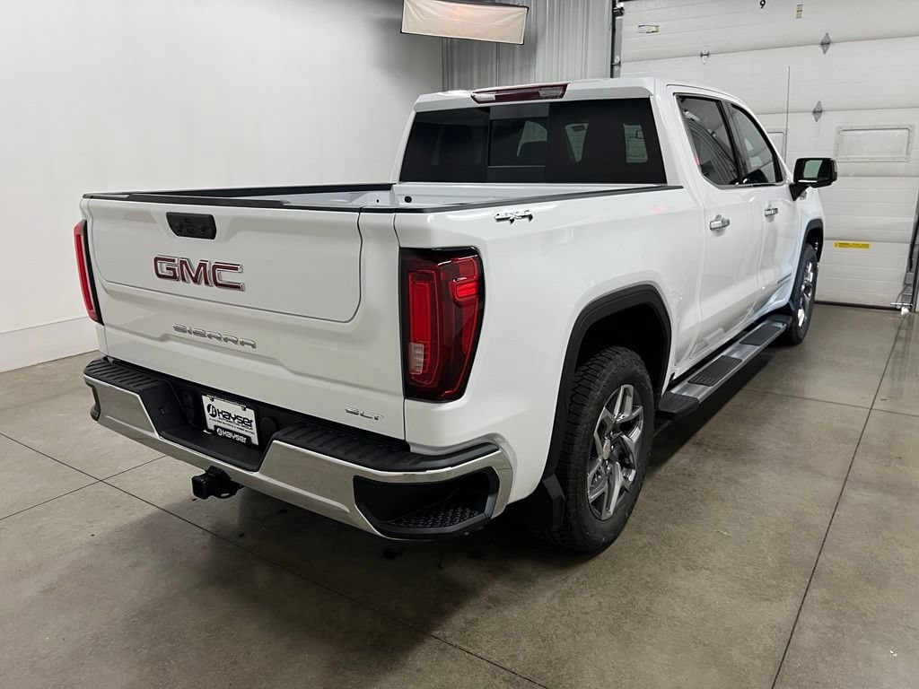 2026 GMC Sierra 1500 SLT - Photo 3