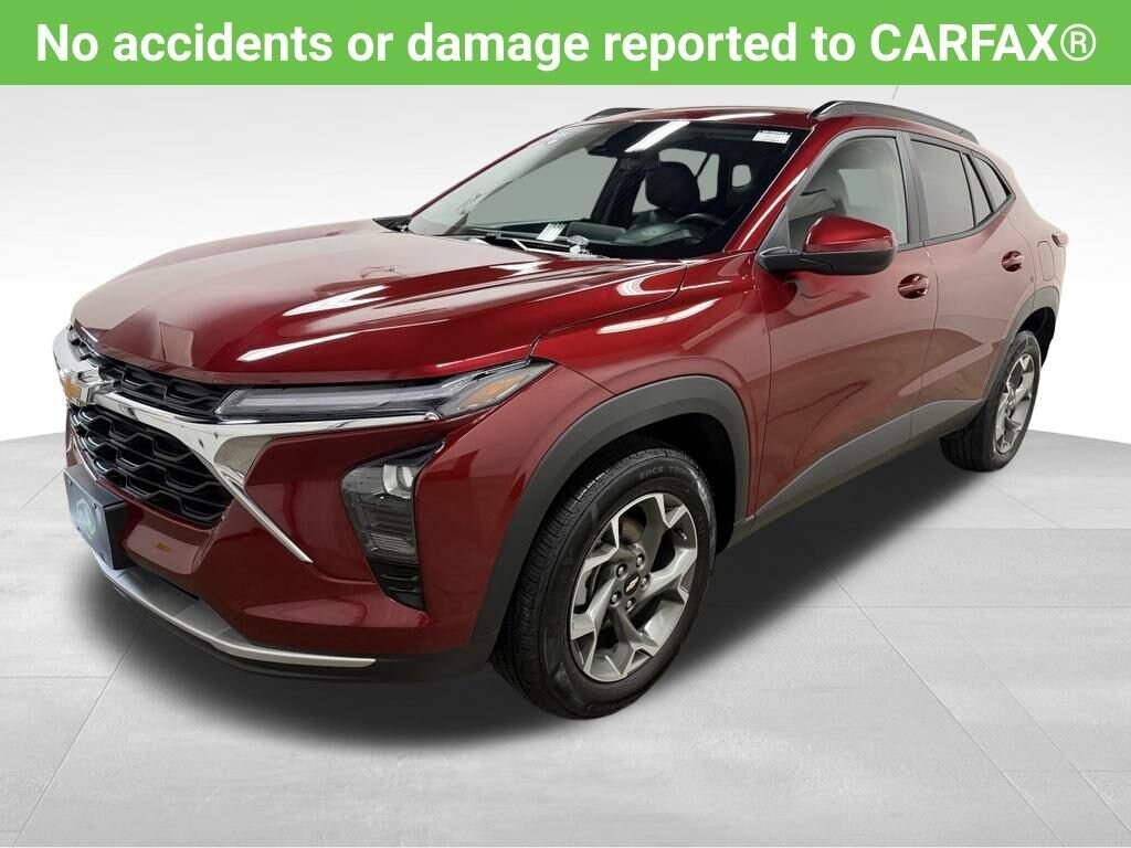 Used 2025 Chevrolet Trax LT SUV