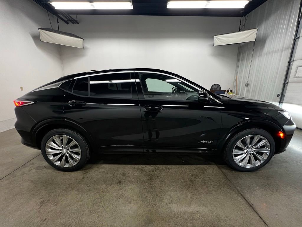 New 2026 Buick Envista Avenir SUV