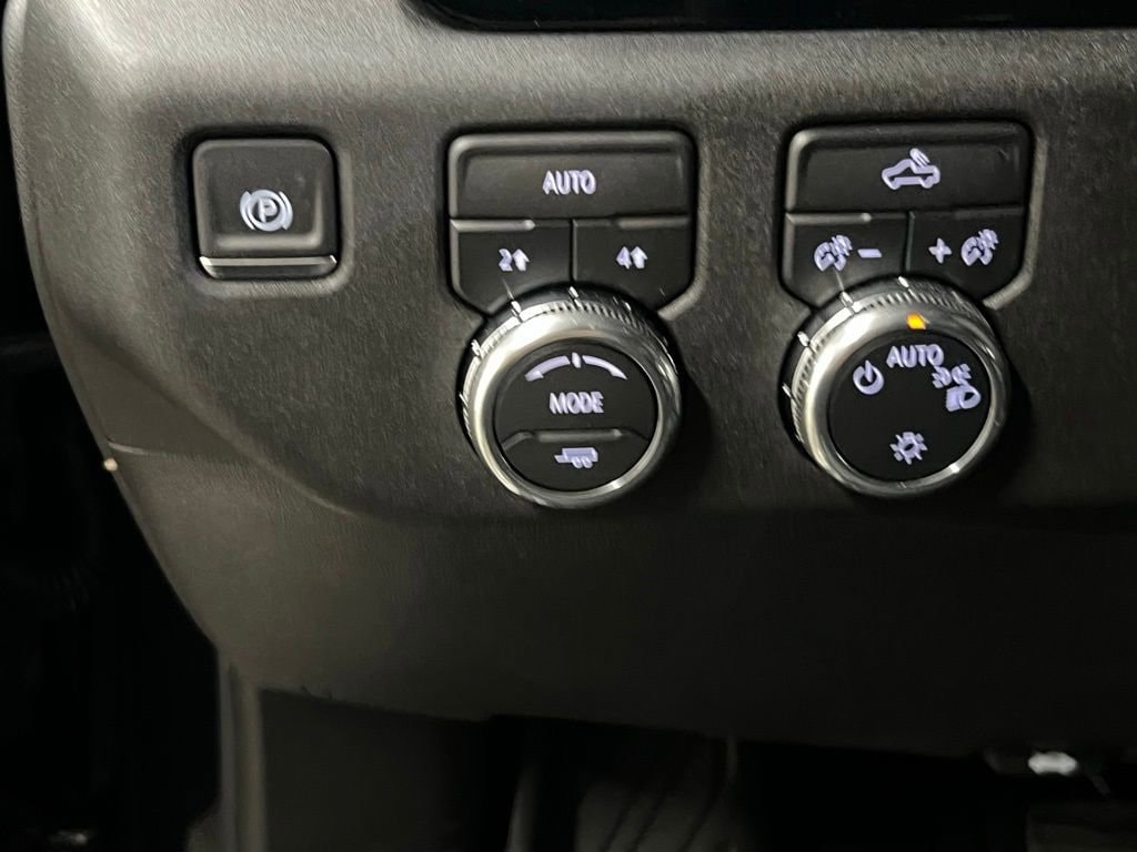 2026 GMC Sierra 1500 SLE - Photo 19