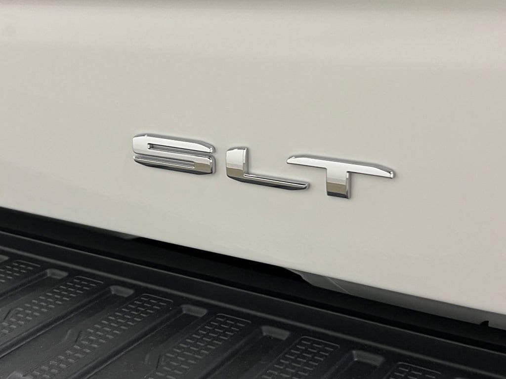 2026 GMC Sierra 1500 SLT - Photo 6