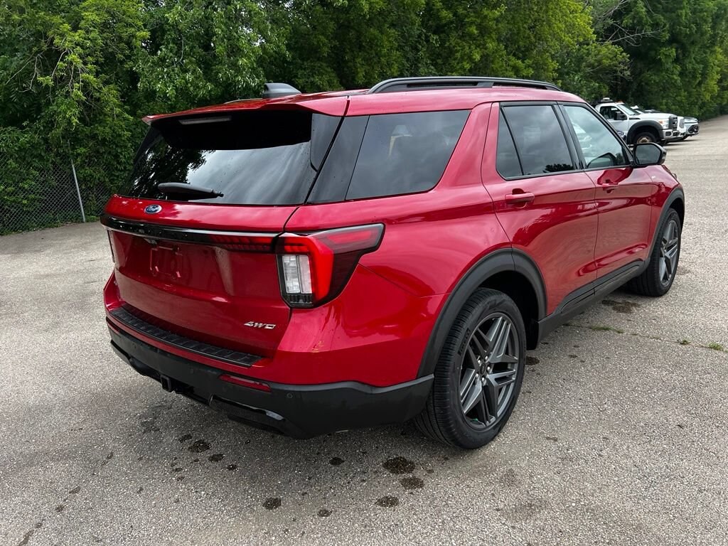 Used 2025 Ford Explorer ST-Line SUV