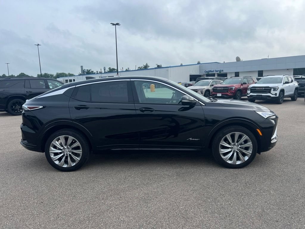 Used 2025 Buick Envista Avenir SUV