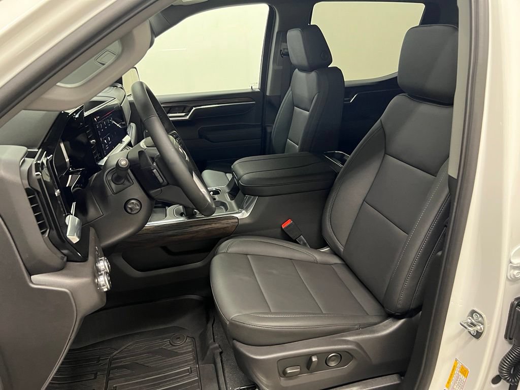 2026 GMC Sierra 1500 SLT - Photo 26