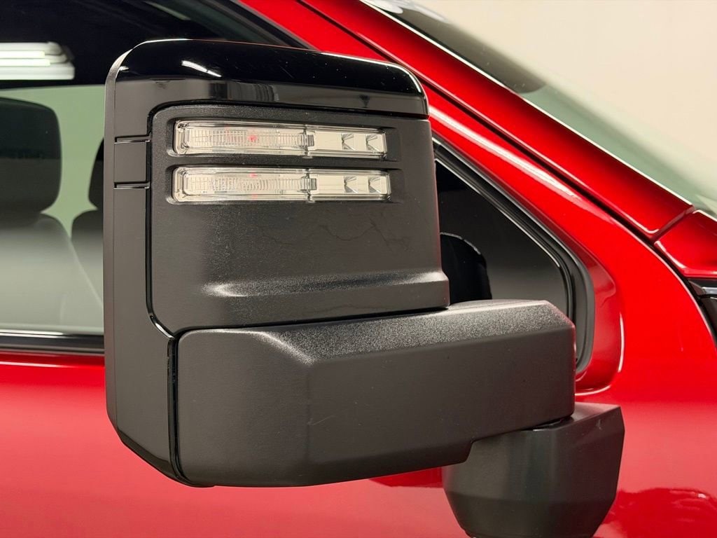 2025 GMC Sierra 2500HD AT4 - Photo 18