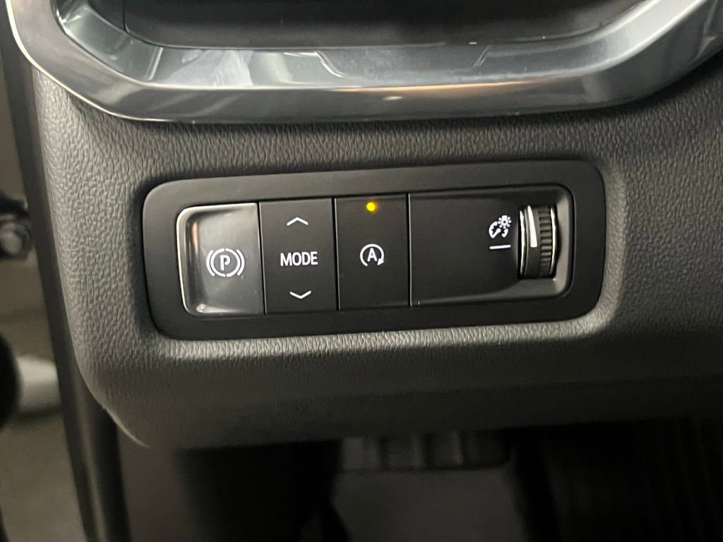 2026 GMC Acadia Elevation - Photo 12