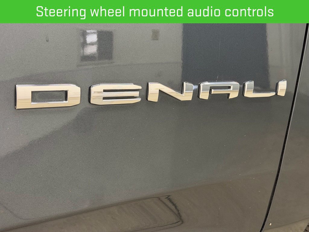 2021 GMC Yukon Denali - Photo 19