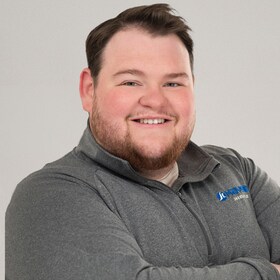 Staff member Alex Bogan from ID_d52666