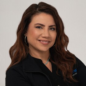 Staff member Abby Perez from ID_99cae4