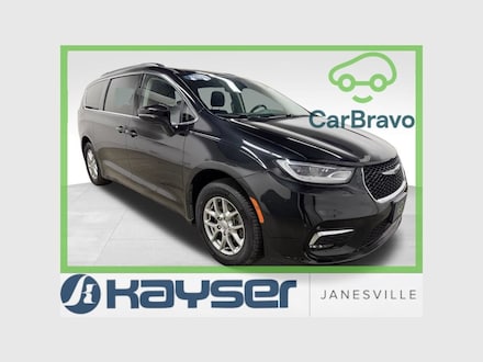2021 Chrysler Pacifica Touring Van Passenger Van