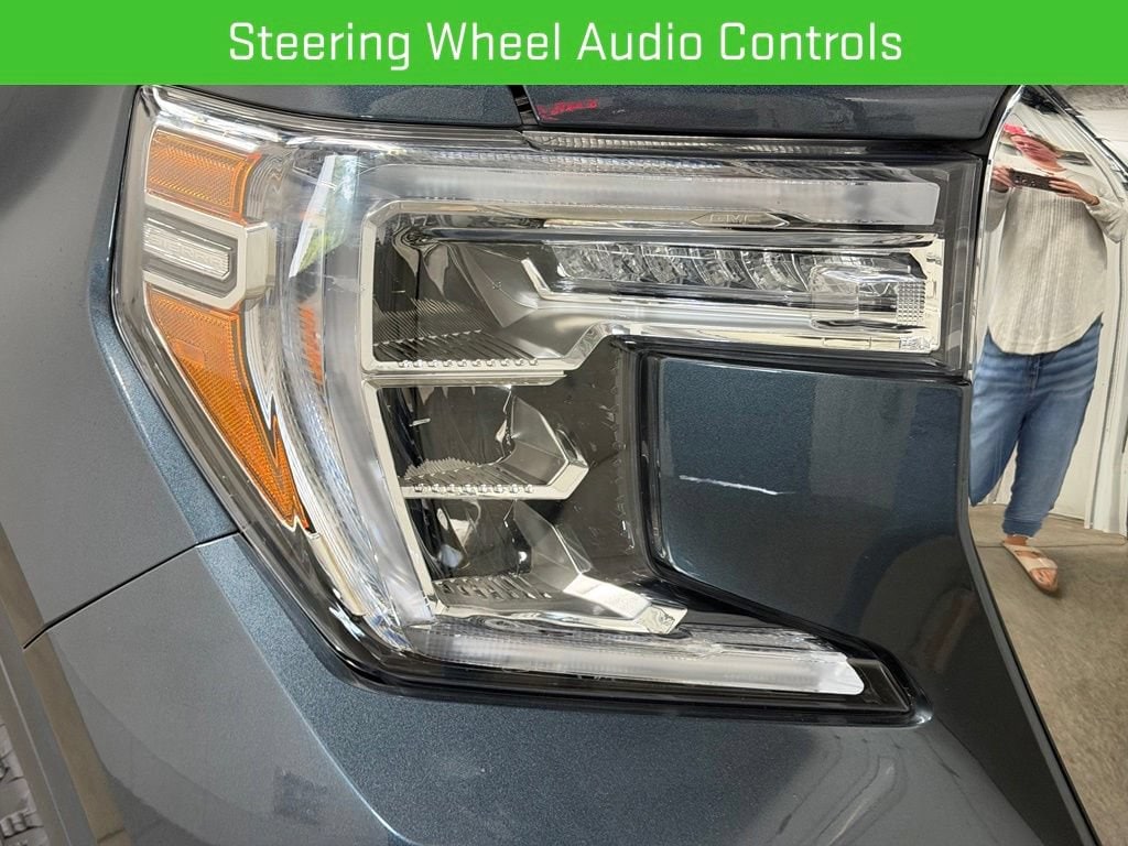 2019 GMC Sierra 1500 SLT - Photo 18