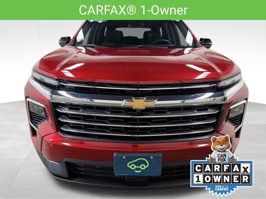 Used 2025 Chevrolet Traverse LT SUV