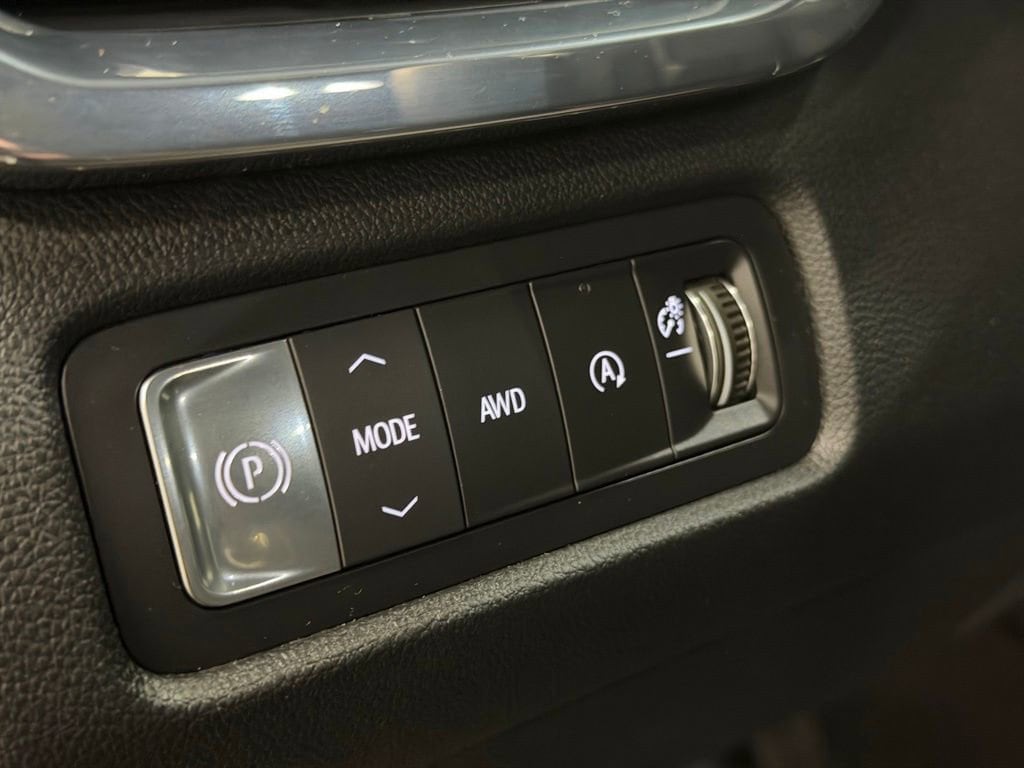 2025 GMC Acadia Elevation - Photo 35