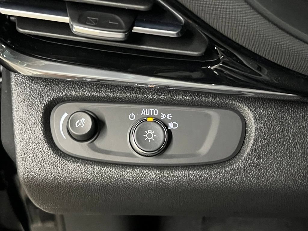 2026 Buick Envista Sport Touring - Photo 13