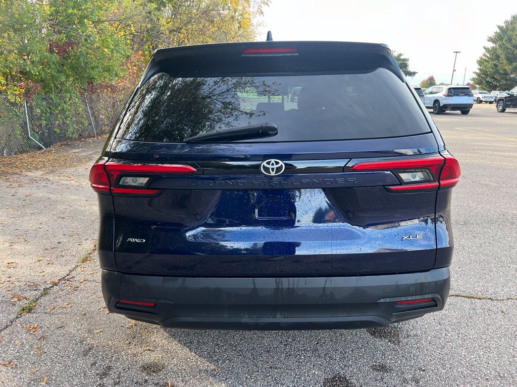 Used 2024 Toyota Grand Highlander XLE SUV
