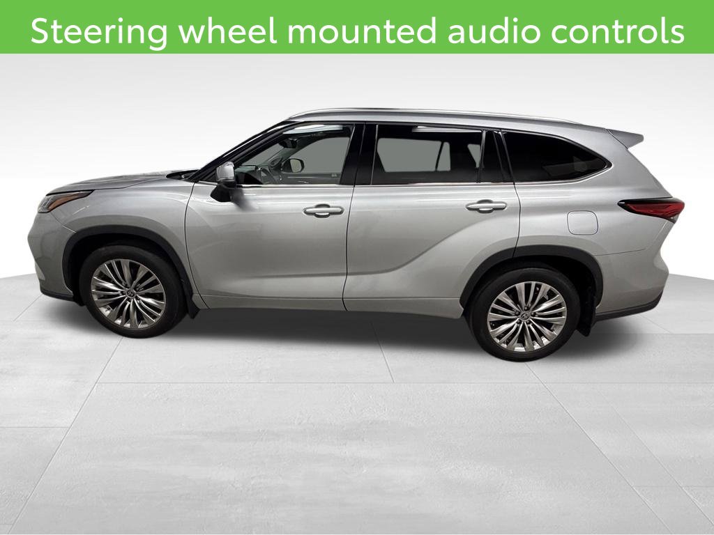 2022 Toyota Highlander Limited - Photo 8