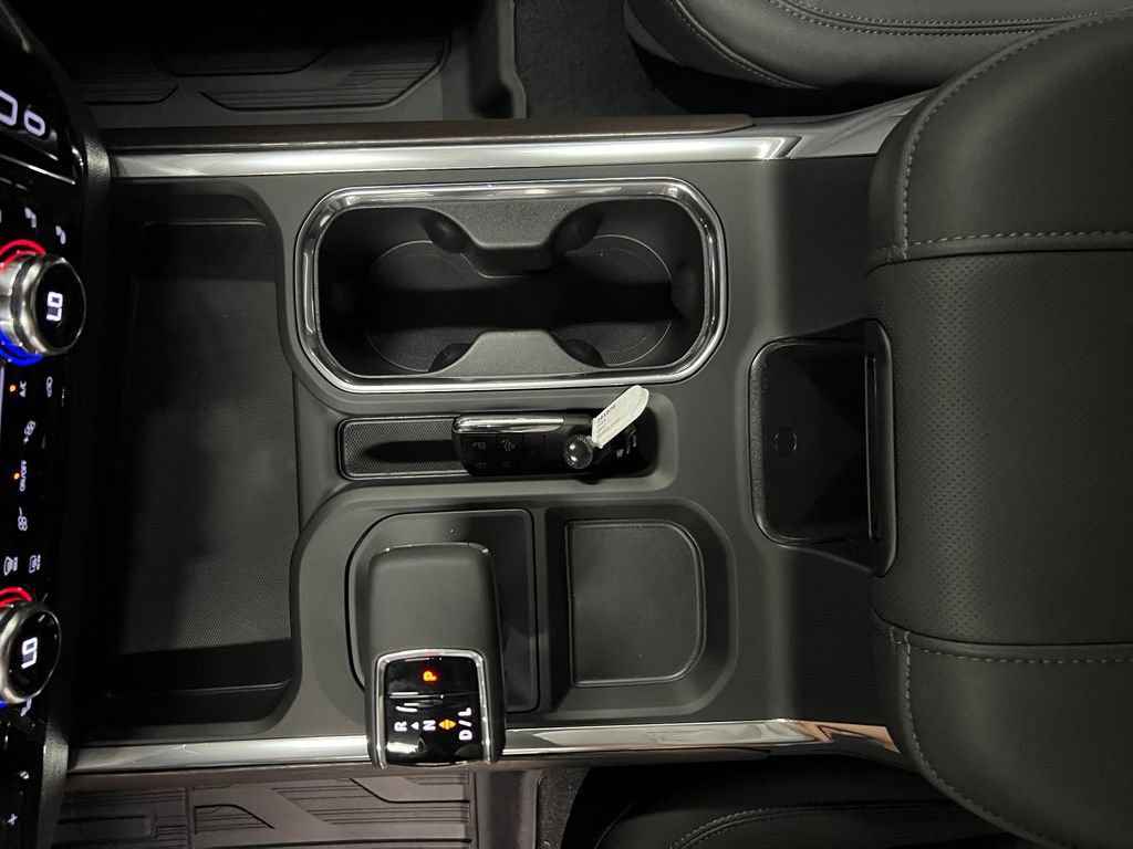 2026 GMC Sierra 1500 SLT - Photo 28