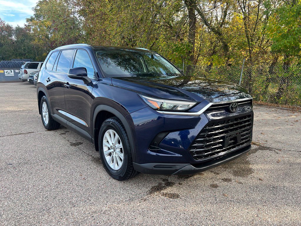Used 2024 Toyota Grand Highlander XLE SUV