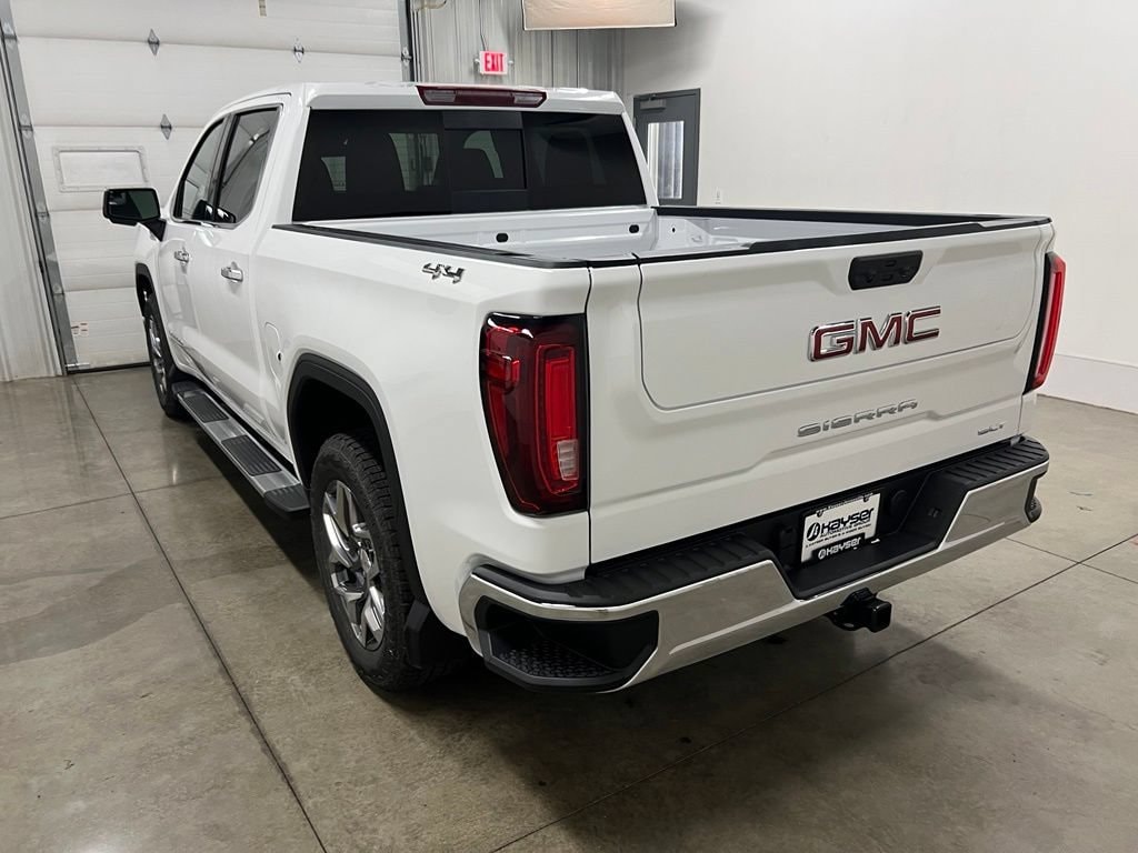 2026 GMC Sierra 1500 SLT - Photo 7