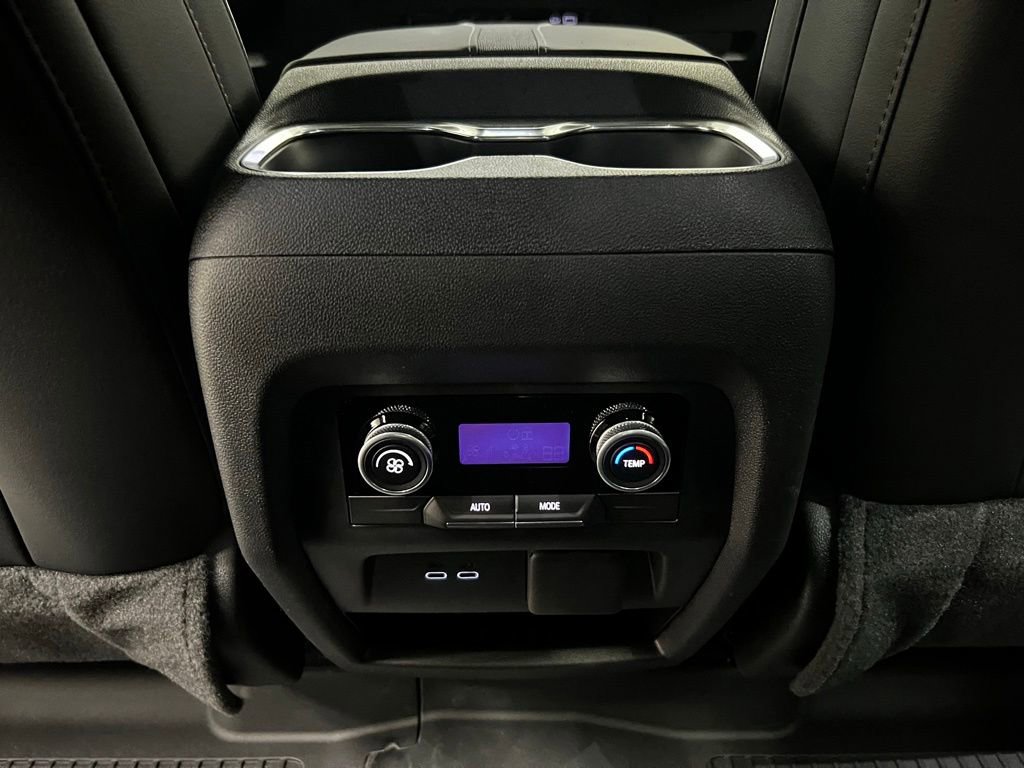 2026 Buick Enclave Sport Touring - Photo 33