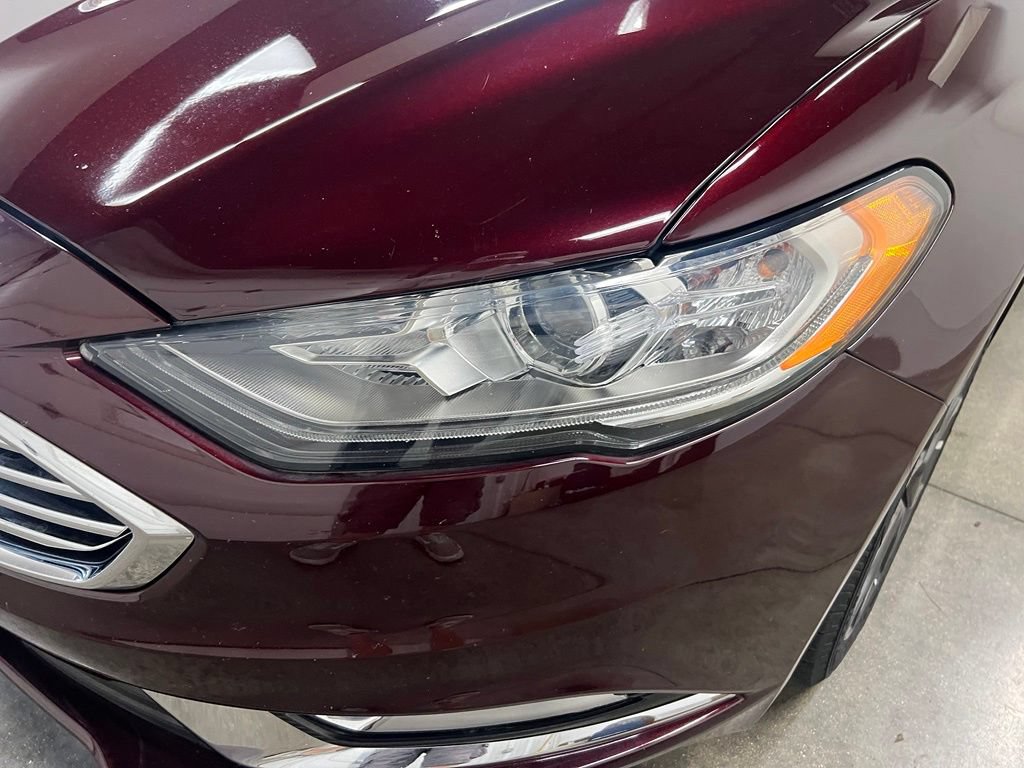 2018 Ford Fusion SE - Photo 12
