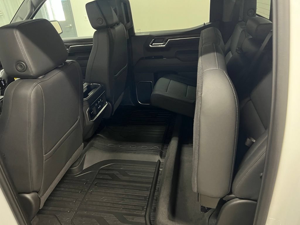 2026 GMC Sierra 1500 SLT - Photo 37