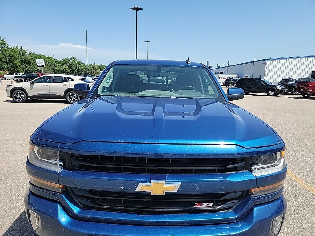 Used 2018 Chevrolet Silverado 1500 LT Truck Crew Cab