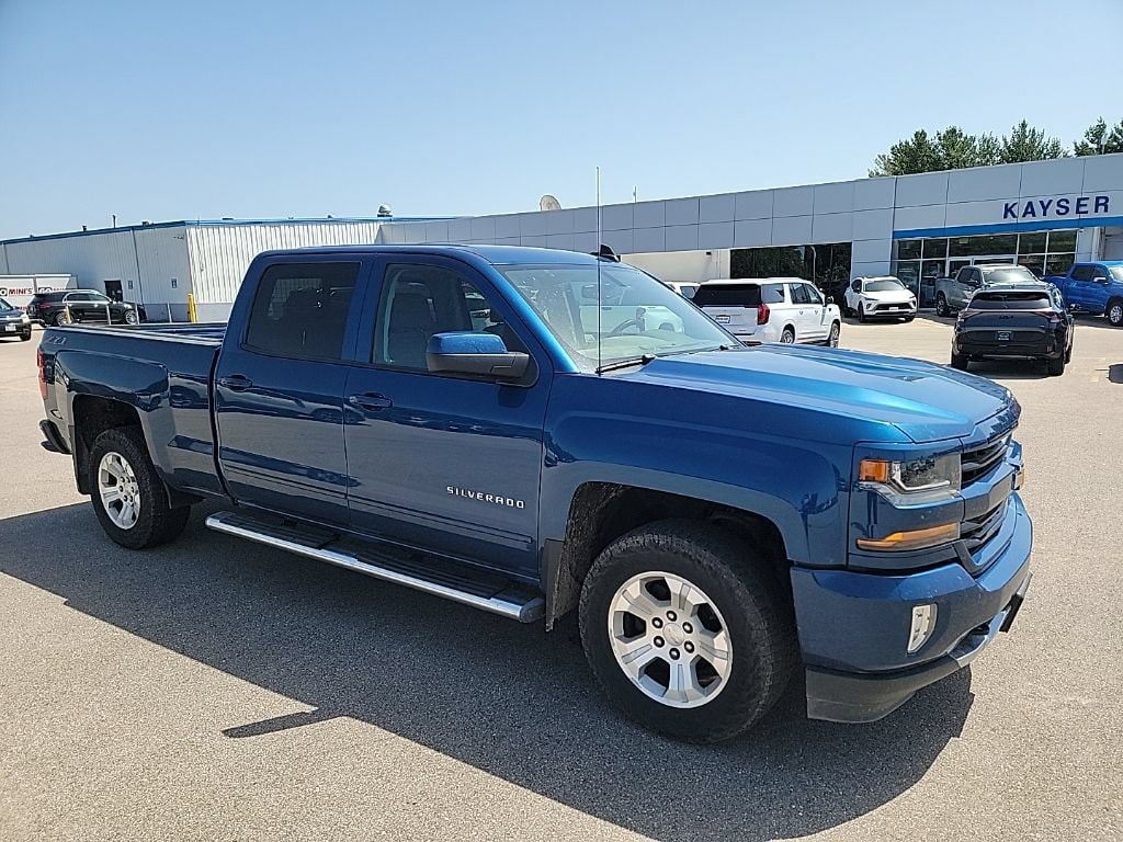 Used 2018 Chevrolet Silverado 1500 LT Truck Crew Cab